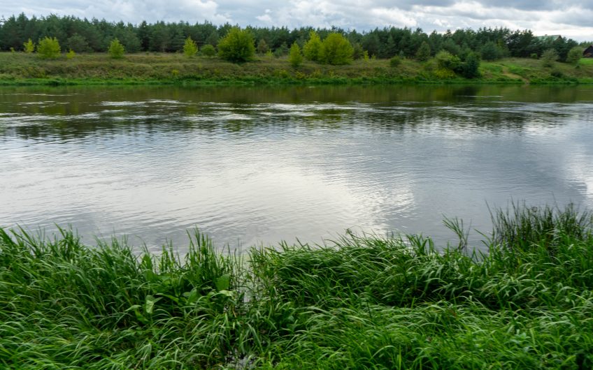 Su upės ,,Neries“ pakrante Širvintų raj., Čiobiškio raj., padvarių k. sklypas. Nr. 189.